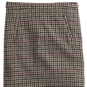 Zip-pocket mini skirt in tweed